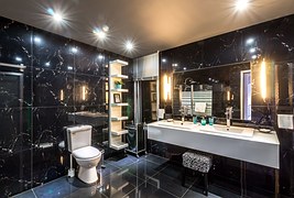 Luxurious Hotels