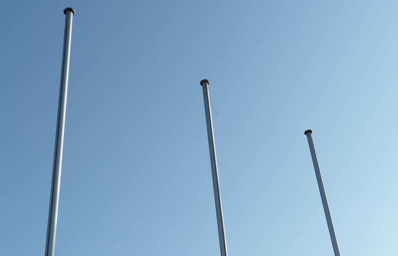 Flag pole